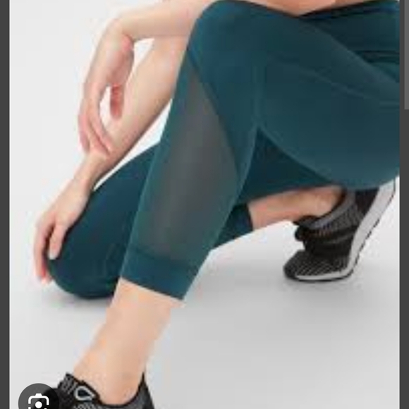 GapFit Eclipse Pants - Picture 2 of 7